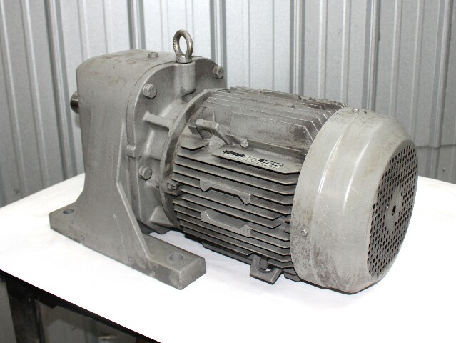Hitachi GA48-550-10 Gear Motor, 5.5kW