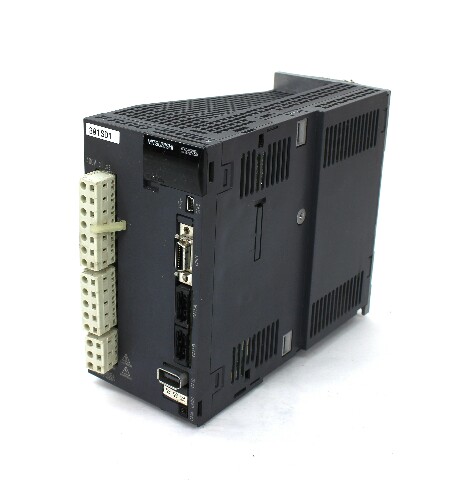 Mitsubishi SR-J3-200B4 Servo Drive, 3-Phase