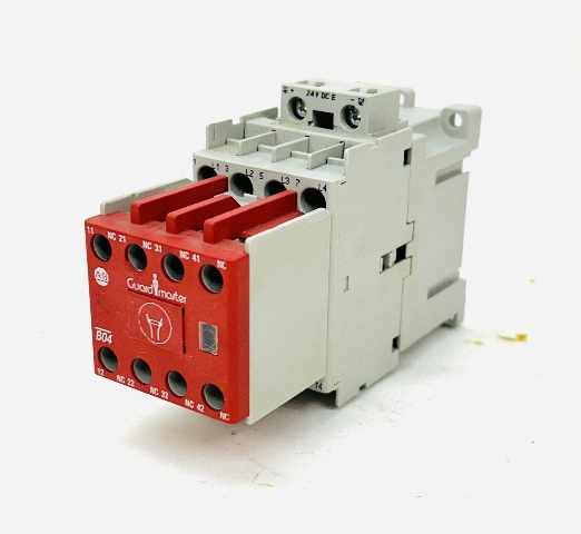 Allen Bradley 100S-C16EJ404C Safety Contactor, Ser.B