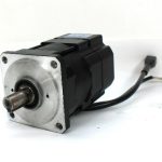 Tamagawa Seiki 4512N4021E200 AC Servo Motor, 200V