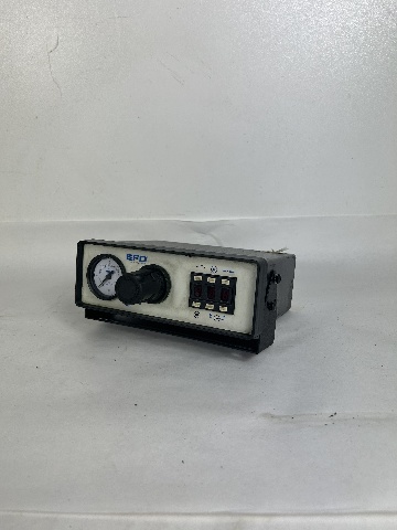 EFD Nordson Company 7040 Spray Valve Mate Controller