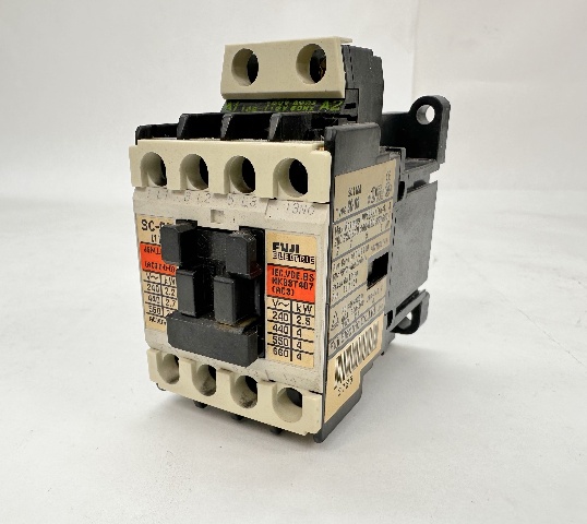 Fuji SC-03 Contactor 20 Amp 120V Coil 3 Pole