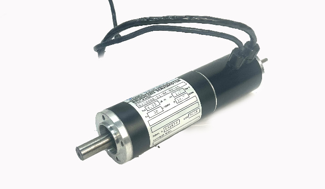 Pacific Scientific R22GSNA-R1-NS-NV-05 Brushless Servomotor, 1.7A