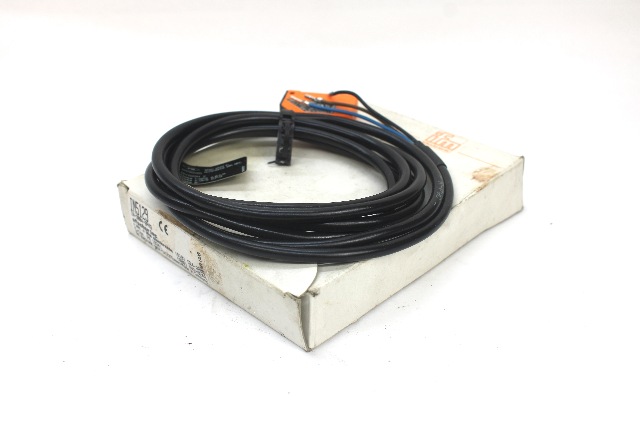 Efector IN5129 IN-3004-BPKG Proximity Sensor New in Box