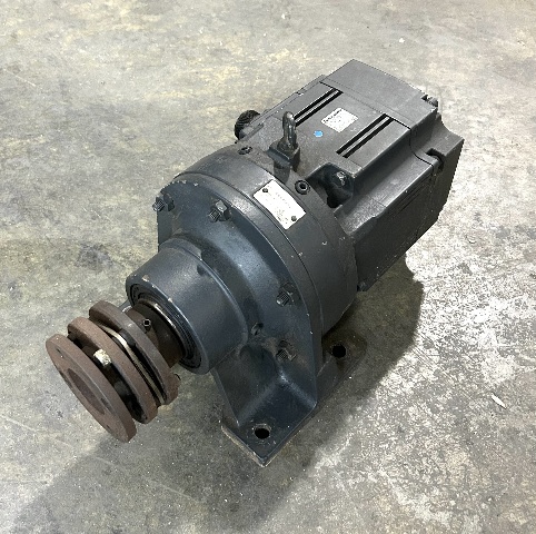 Mitsubishi HC-SFS202BG1H AC Servo Motor w/ CNHM-4115-11 Cyclo Drive