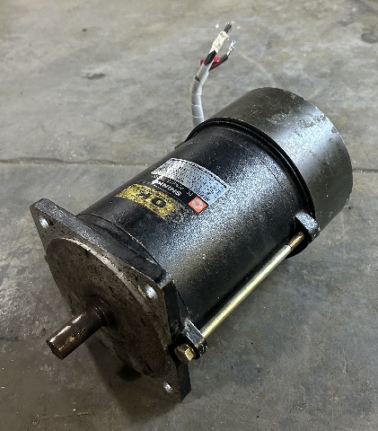 Shinko Electric 1N5184 DC Permanent Magnet Motor, MEP100-1