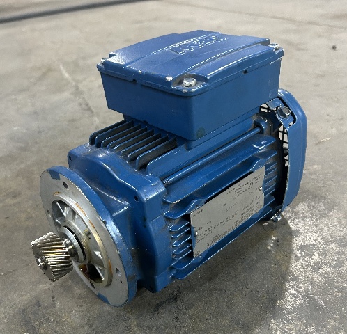Sew Eurodrive S47DRS71M4 Gearmotor, 0.75Hp