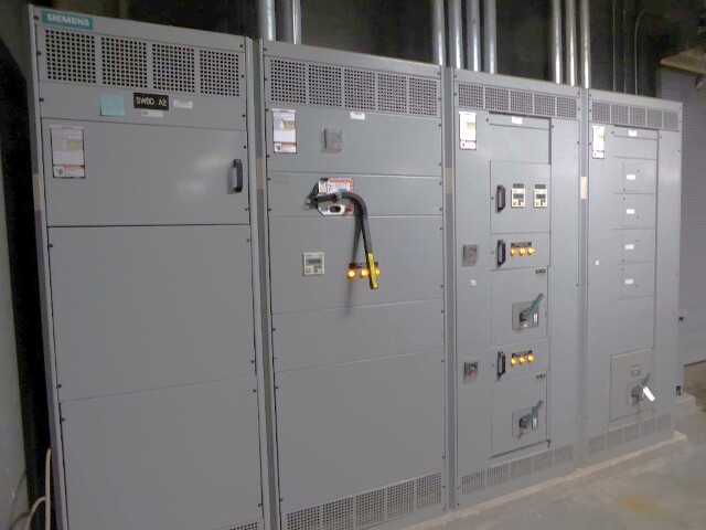 Siemens 2500 Amp Switchboard w/ 1600 Amp Main Switch 480/277V 3 Phase 4 Wire