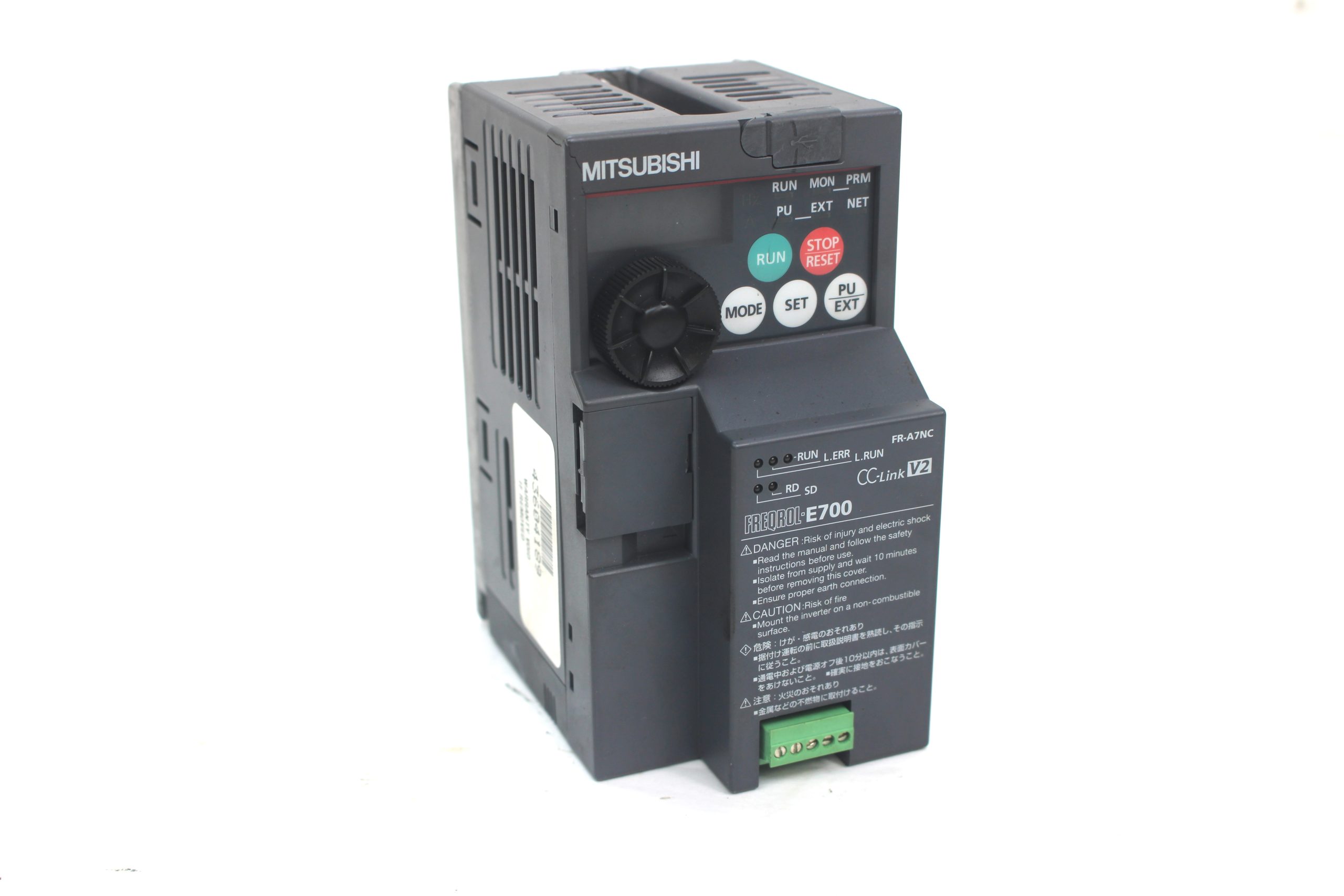 Mitsubishi FR-E720-0.2K Compact Size Inverter 2.8A, 3PH BROKEN PLASTIC