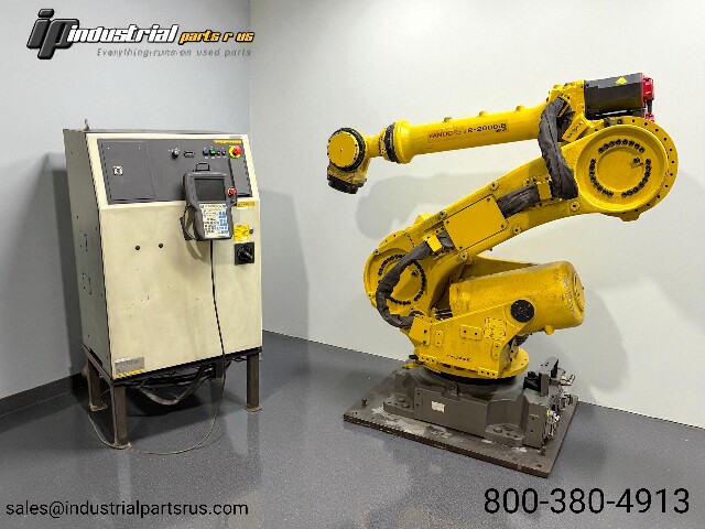 Fanuc R-2000iB/165F Robot R-J3iC Control Teach Pendant 165Kg Payload Tested