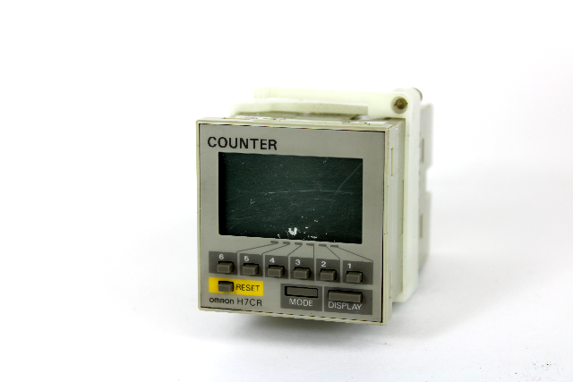 Omron H7CR-SAL Counter 12-24V DC 3 Amp 250V AC