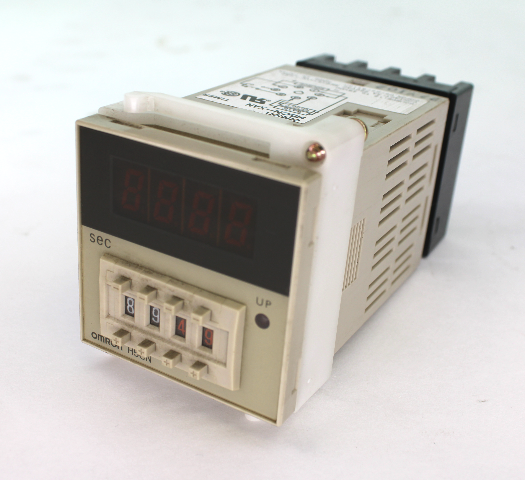 Omron H5CN-XAN Timer 12-48Vdc