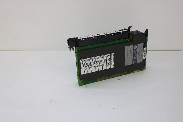 Allen Bradley 1771-IAD/C 120V AC/DC Input Module