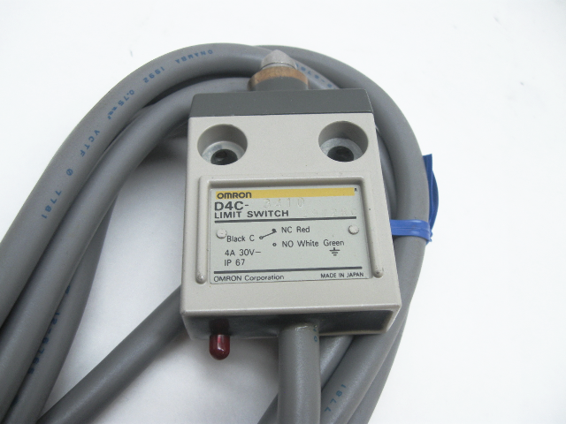 Omron D4C-3410 Limit Switch 30V 4 Amp LED Indicator New