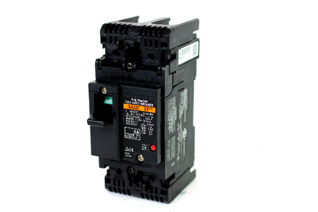 Fuji Electric BB2ASC-005 Circuit Breaker, 5 Amp, 2 Pole, 690 Vac