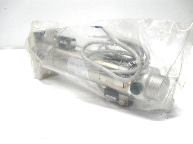 Smc CDM2F32-110A-B53 Round Body Pneumatic Cylinder 32 MM Bore 110 MM Stroke New
