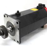 Fanuc A06B-0147-B675 AC Servo Motor 2000 RPM 3.8Kw 133Hz 22Nm 15A M-710i Robot