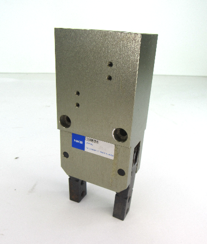 NKE CH36 Angular Pneumatic Gripper 180 degree opening claw type