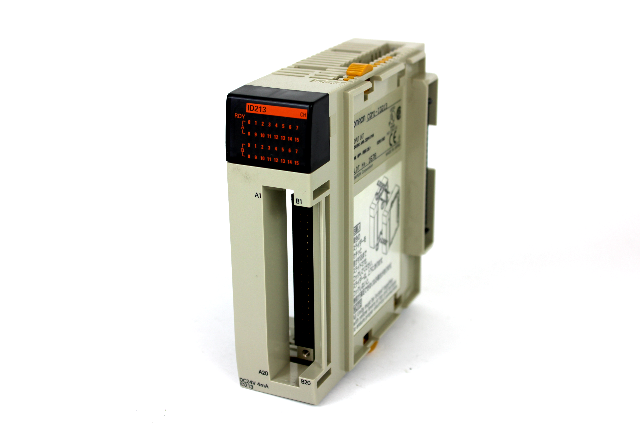 Omron CQM1-ID213 Input Unit 24 VDC 32 Points