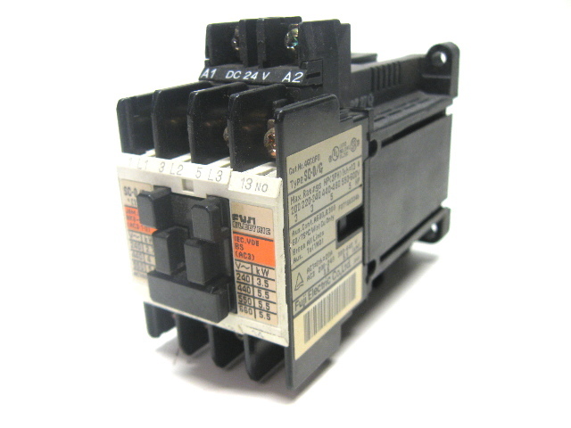 Fuji SC-0/G 4GC0F0 Contactor 24 Vdc Coil Voltage 200-600 V