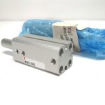Smc MKB12-20RZ Pneumatic Rotary Clamp Cylinder 12 MM Bore, 20 MM Stroke New
