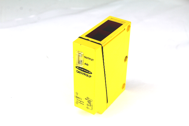 Banner Q85VR3LP Photoelectric Sensor, 12~240V DC/ 24~240V AC