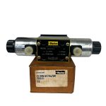 Parker D3W4CNJW Hydraulic Directional Control Valve 24VDC 5000PSI CETOP-5
